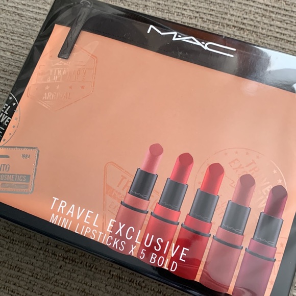 MAC mini lipstick travel set - Picture 3 of 6